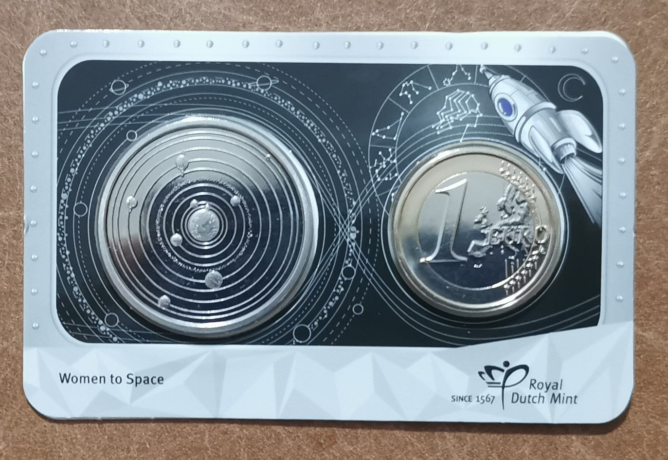 1 Euro Holandsko 2023 - Žena vo vemíre (UNC)