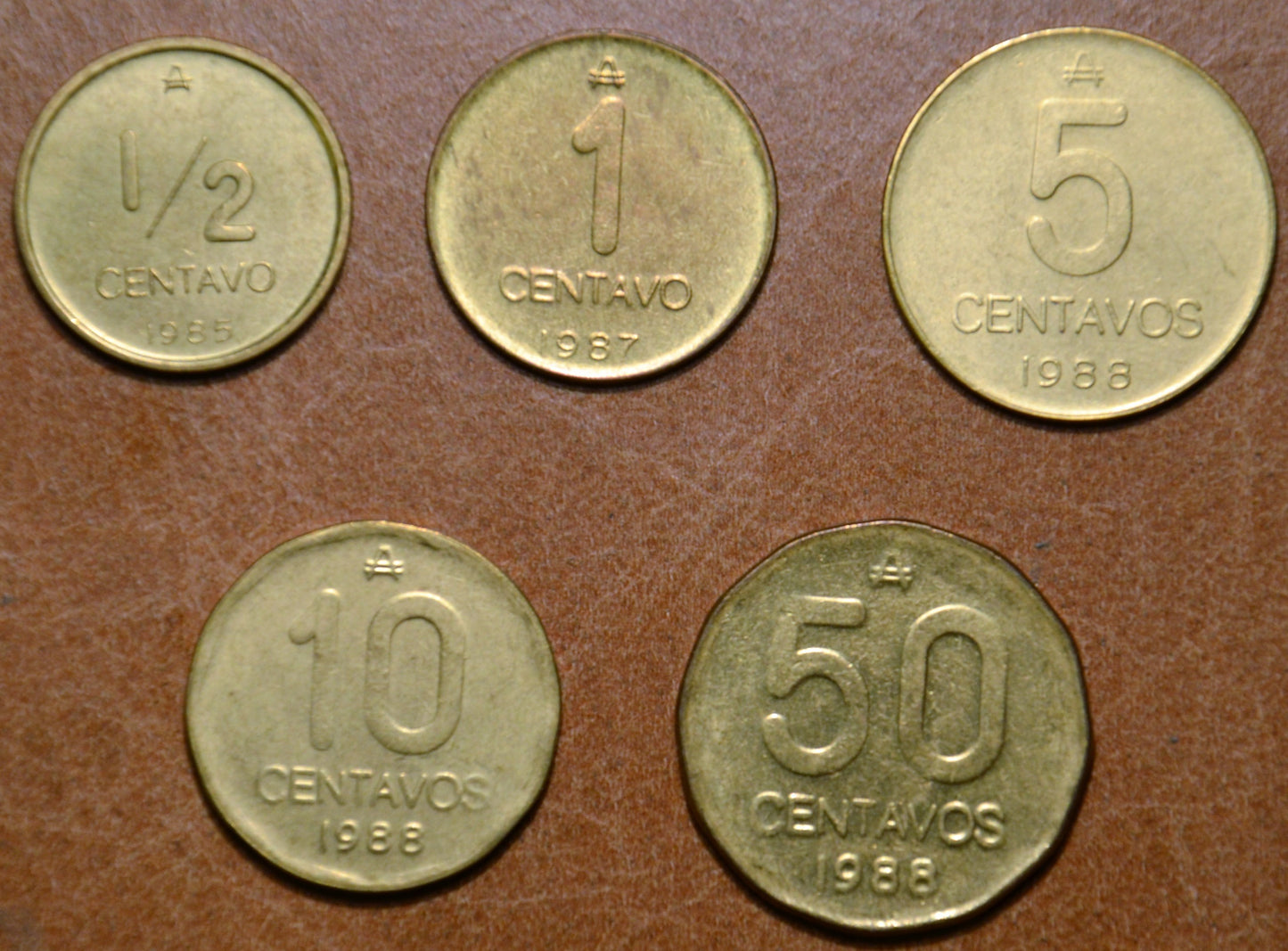 Argentína 5 mincí 1985-1988 (UNC)