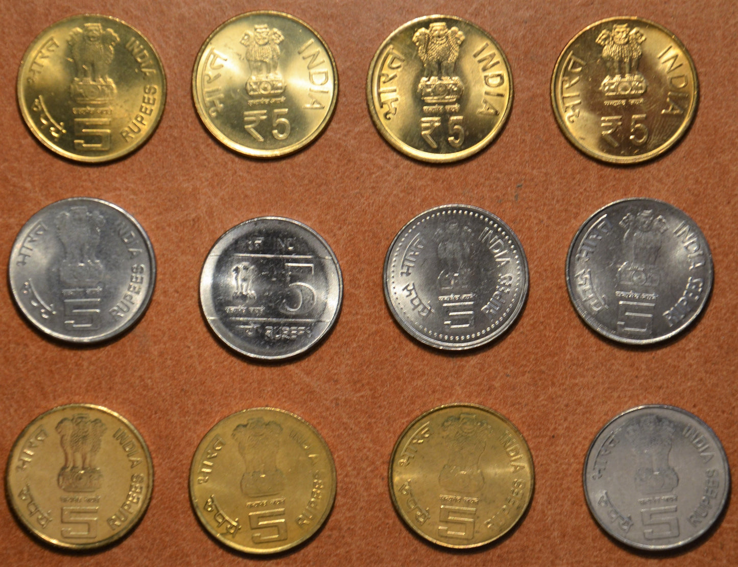 India 12x 5 rupií (UNC)