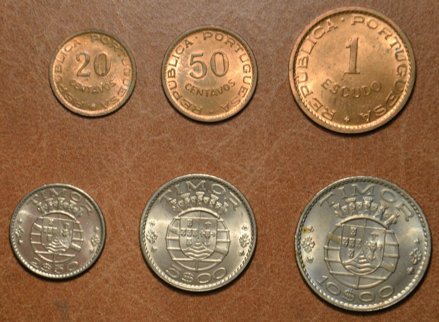 Timor 6 mincí 1970 (VF / bodky)