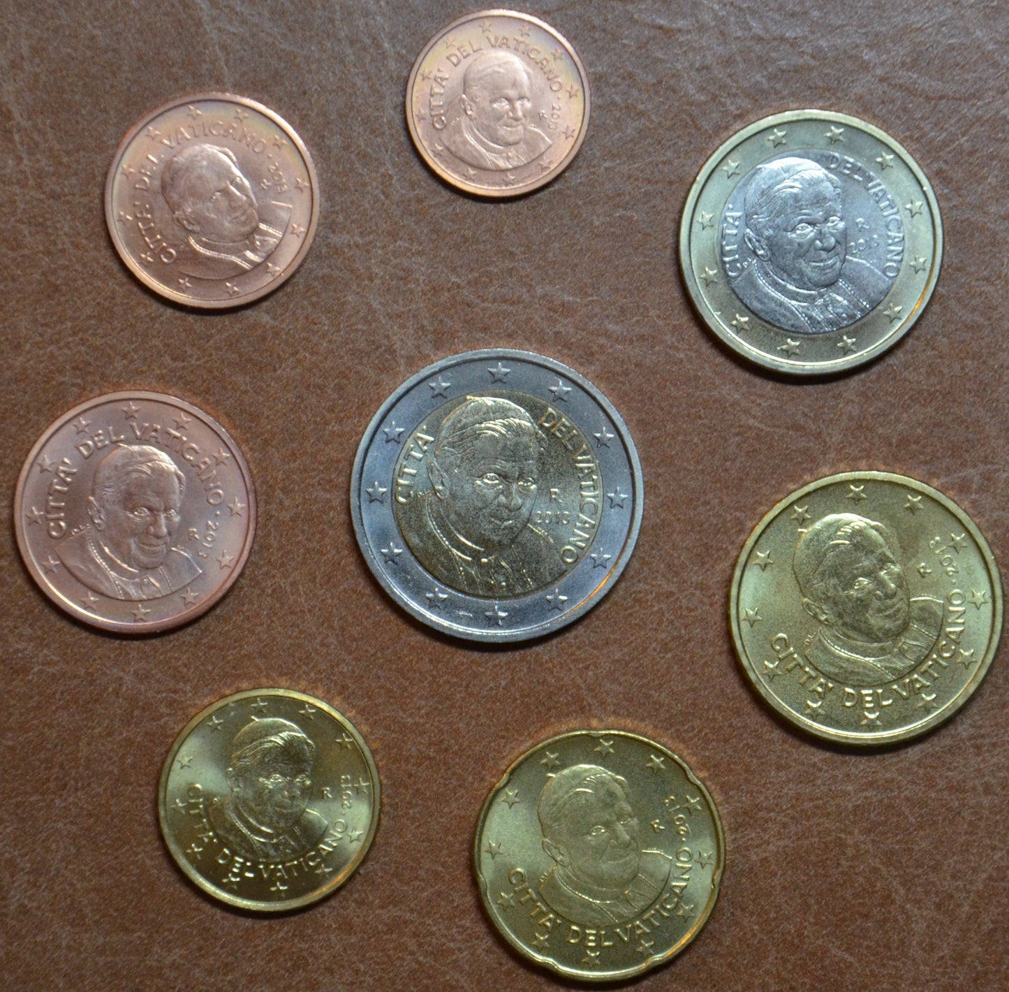 Vatikan 2013 sada 8 euromincí (UNC bez foldra)