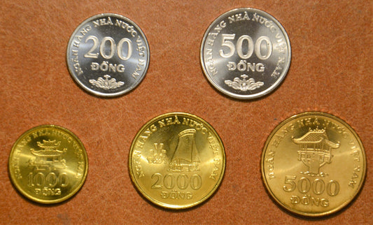 Vietnam 5 mincí 2003 (UNC)